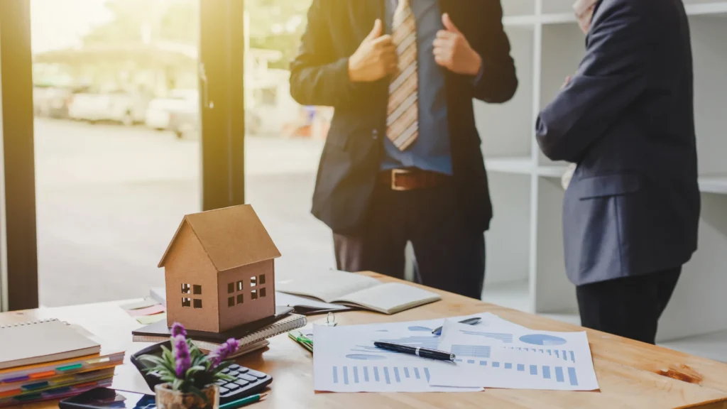 Why Real Estate Buyers and Sellers Choose Us